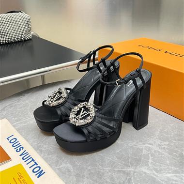 Louis Vuitton   2026新款女生休閒時尚鞋子