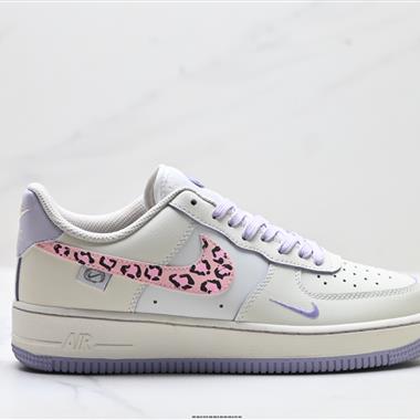 NIKE AIR FORCE 1‘07 LV8
