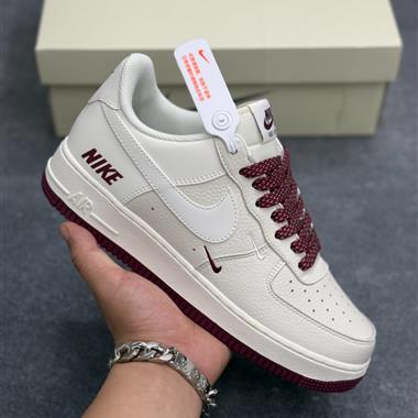 Nike Air Force 1 Low '07 經典空軍一號低幫休閒板鞋