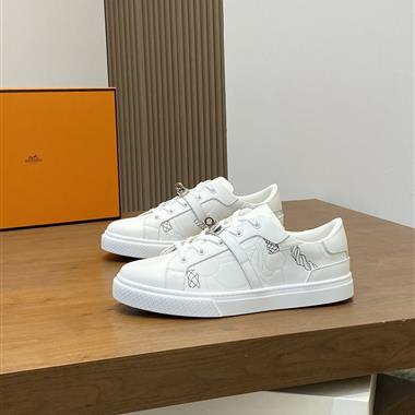HERMES 2026新款男生休閒時尚鞋子