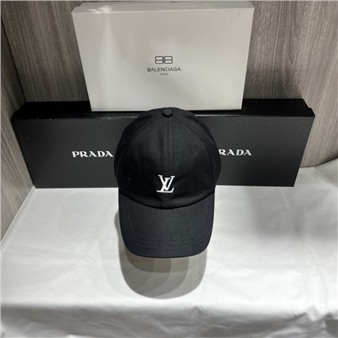 LOUISVUITTON   2026新款時尚帽子