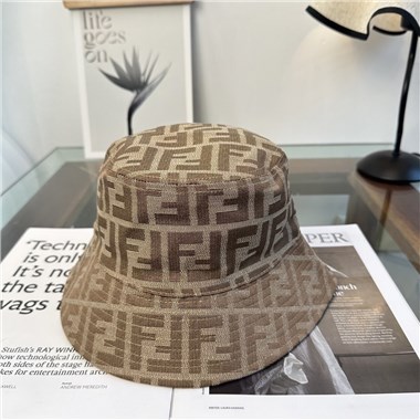 FENDI   2026新款時尚帽子