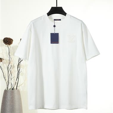 LouisVuitton   2026夏季新款短袖T恤  尺寸偏大