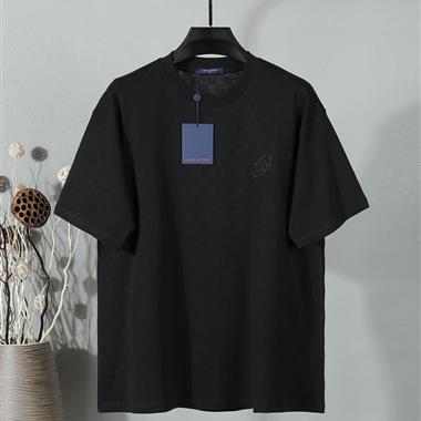 LouisVuitton   2026夏季新款短袖T恤  尺寸偏大