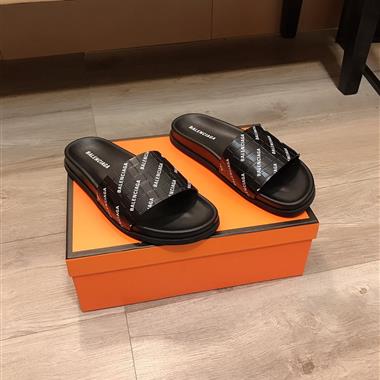 Balenciaga   2026新款男生休閒時尚鞋子