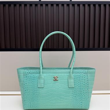 2026新款女生時尚包包   尺寸：35-21-12CM