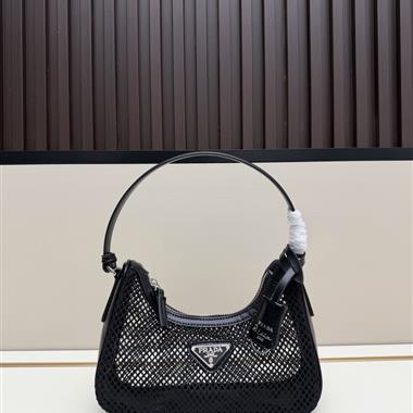 PRADA  2026新款女生時尚包包   尺寸：24*16*7CM