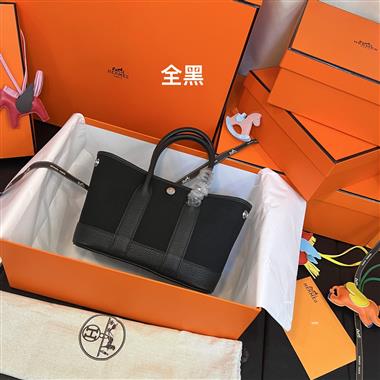 HERMES   2026新款女生時尚包包   尺寸：23*16*10CM