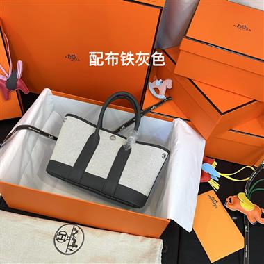 HERMES   2026新款女生時尚包包   尺寸：23*16*10CM