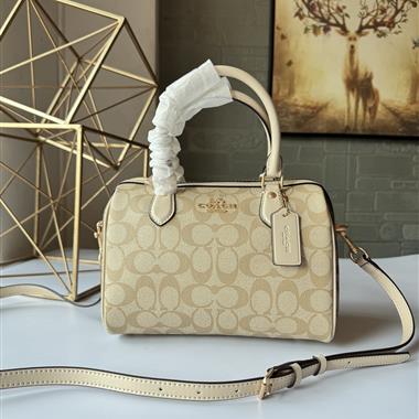 COACH  2026新款女生時尚包包   尺寸：25×15x12CM