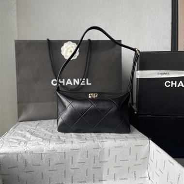 2026新款女生時尚包包   尺寸：13*23*8CM