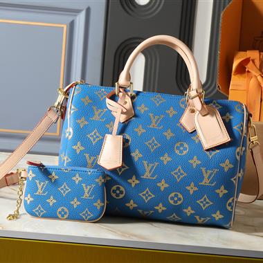 LOUIS VUITTON    2026新款女生時尚包包 尺寸：32*22.5*18CM