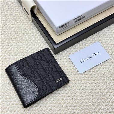 DIOR   2026新款時尚皮夾  尺寸：11.5*9.5CM