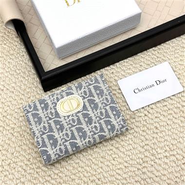DIOR   2026新款時尚皮夾  尺寸：11.5x9x2CM