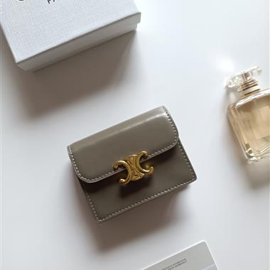 CELINE    2026新款時尚皮夾  尺寸：10.5x8.5x3CM