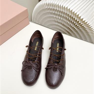 MIUMIU  2026新款女生休閒時尚鞋子