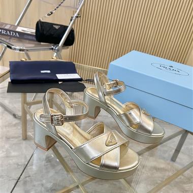PRADA   2026新款女生休閒時尚鞋子