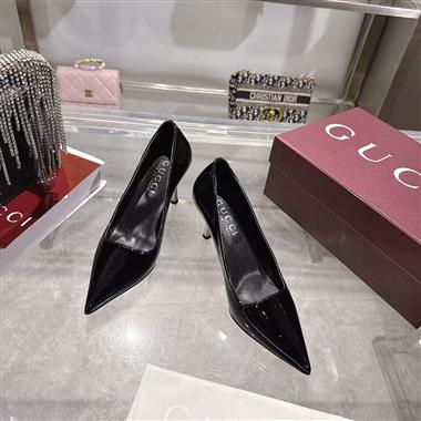 GUCCI  2026新款女生休閒時尚鞋子