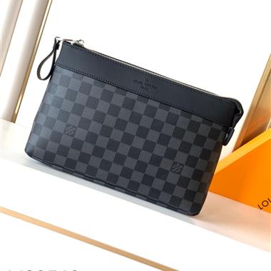 LOUIS VUITTON   2026新款男生時尚包包   尺寸：27x17x6CM