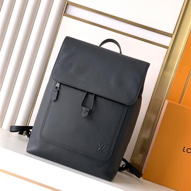 LOUIS VUITTON   2026新款男生時尚包包   尺寸：31x41x15CM