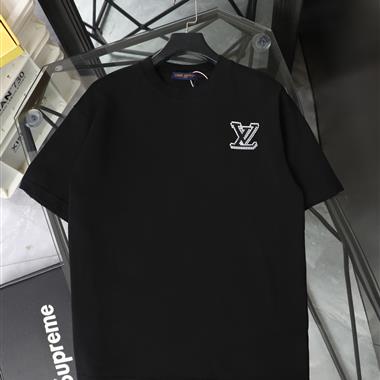 Louis Vuitton   2026夏季新款短袖T恤   尺寸偏大