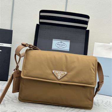 PRADA   2026新款男生時尚包包 尺寸：30*21.5*12CM
