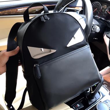 FENDI   2026新款男生時尚包包 