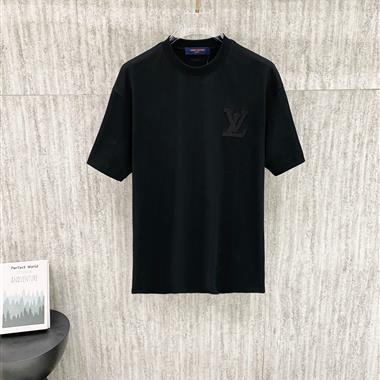 LouisVuitton   2026夏季新款短袖T恤   尺寸偏大