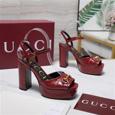 GUCC  I 2026新款女生休閒時尚鞋子