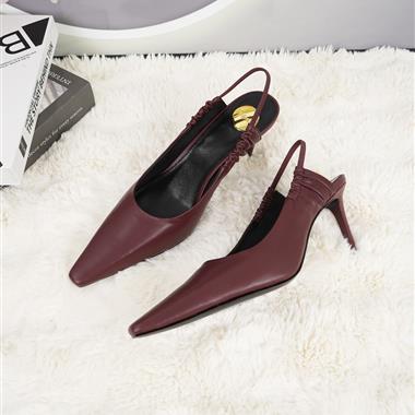YSL   2026新款女生休閒時尚鞋子