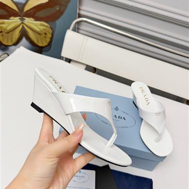 PRADA    2026新款女生休閒時尚鞋子