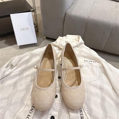 DIOR  2026新款女生休閒時尚鞋子