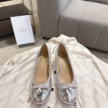 DIOR  2026新款女生休閒時尚鞋子