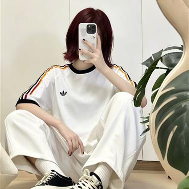 ADIDAS   2026夏季新款短袖T恤