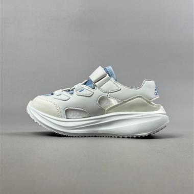 Adidas 夏日穿搭涼鞋