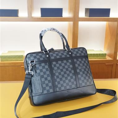 LOUIS VUITTON   2026新款男生時尚包包  尺寸：38x28x7CM