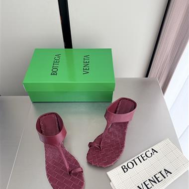 BOTTEGA VENETA   2026新款女生休閒時尚鞋子