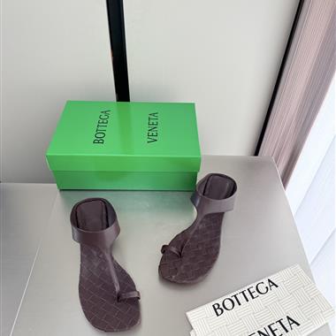BOTTEGA VENETA   2026新款女生休閒時尚鞋子