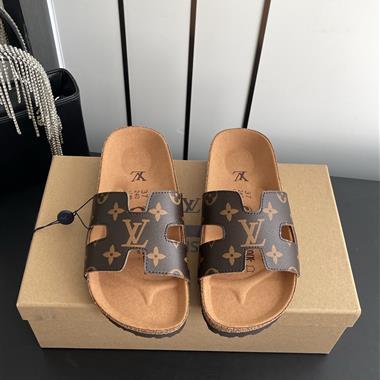 Louis Vuitton   2026新款女生休閒時尚鞋子