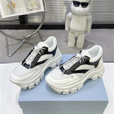 PRADA   2026新款女生休閒時尚鞋子
