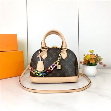 LOUIS VUITTON   2026新款女生時尚包包  尺寸：25 x 19 x 12CM