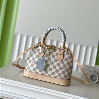 LOUIS VUITTON  2026新款女生時尚包包  尺寸：23.5×17.5×11.5CM