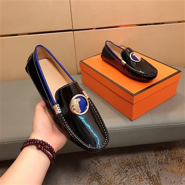 VERSACE   2026新款男生休閒時尚鞋子