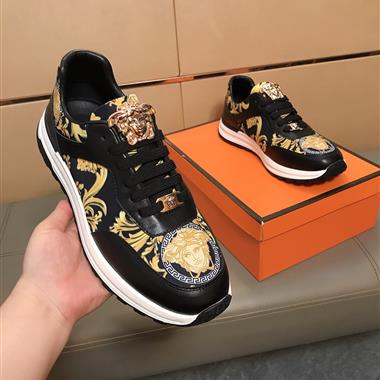 VERSACE   2026新款男生休閒時尚鞋子