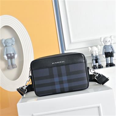 BURBERRY    2026新款男生時尚包包   尺寸：25*17CM