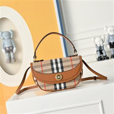 BURBERRY  2026新款女生時尚包包   尺寸：19*11CM