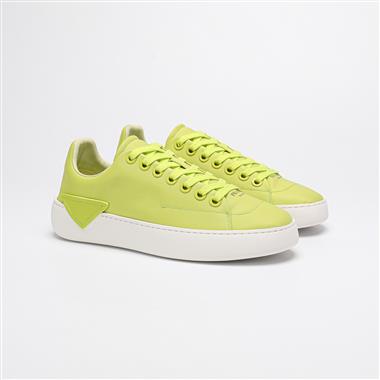PRADA   2026新款女生休閒時尚鞋子