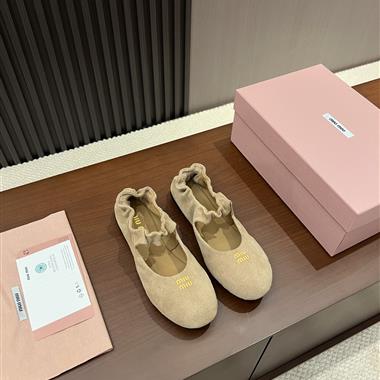 MiuMiu  2026新款女生休閒時尚鞋子