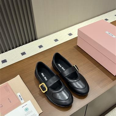 MiuMiu  2026新款女生休閒時尚鞋子