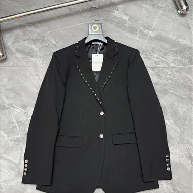 Valentino   2026秋冬新款西服外套